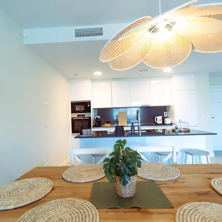 900m From The In With A Pool Apartment *