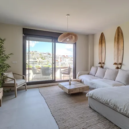 900m From The In With A Pool Apartment *