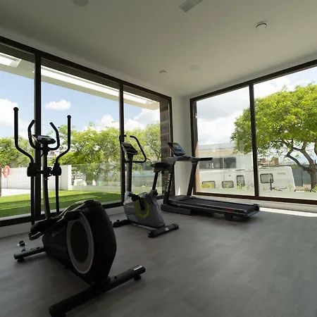 900m From The In With A Pool Apartment