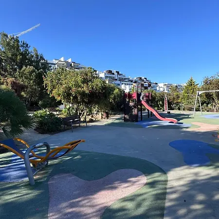 900m From The In With A Pool * Estepona