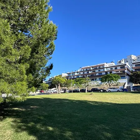 Apartment 900m From The In With A Pool *